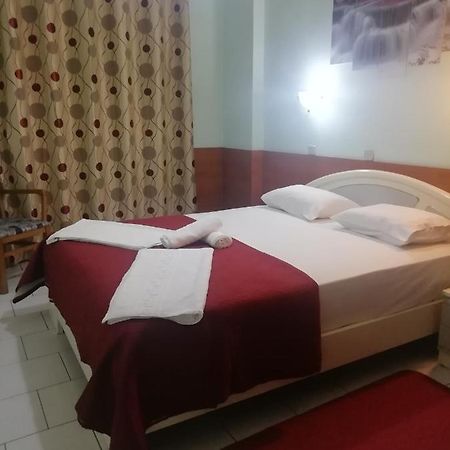 Hotel Elena Edessa Buitenkant foto