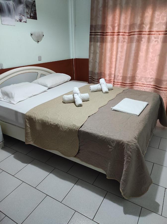 Hotel Elena Edessa Buitenkant foto